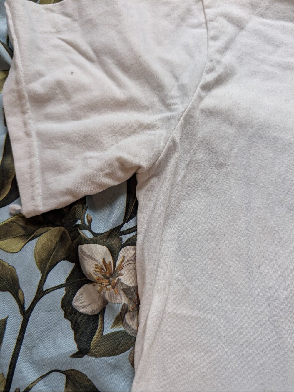 "Celine Me Alone" White Cotton T-Shirt – Women's Graphic Tee Size Medium - Picture 4 of 5